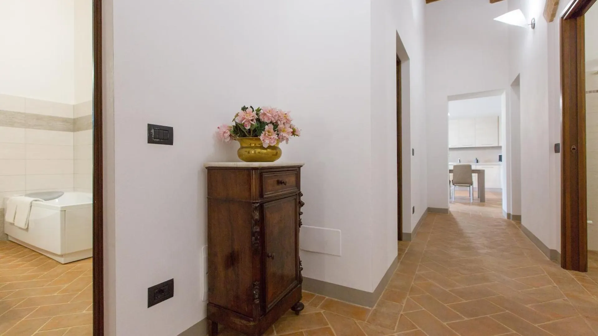 Castellaccia Elegant Country House Int2 San Gimignano